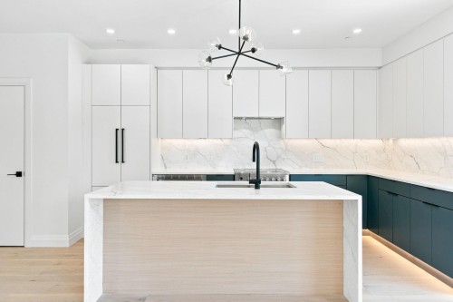 6162 Granville Street, Vancouver, BC 
