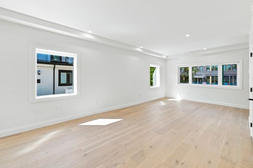 6162 Granville Street, Vancouver, BC 