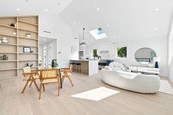 6168 Granville Street  Vancouver, BC V6M 3E3