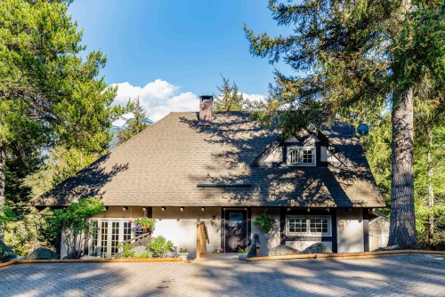 9167 Emerald Drive  Whistler, BC V8E 0G5