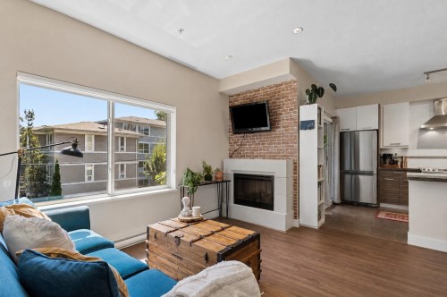 206-1273 Marine Drive  North Vancouver, BC V7P 1T3