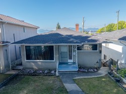 1315 33rd Avenue E Vancouver, BC V5V 3B8