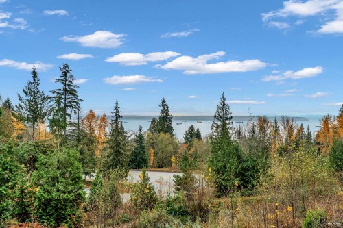 3018 Burfield Place, West Vancouver, BC 