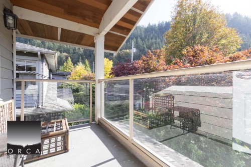6351 Douglas Street, West Vancouver, BC 