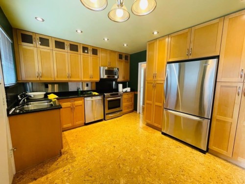 900 Cornell Avenue, Coquitlam, BC 