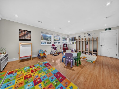 2322 Kirkstone Road, North Vancouver, BC - Indoor Photo Showing Other Room