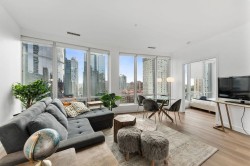 1204-989 Nelson Street  Vancouver, BC V6Z 2S1