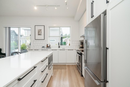 56-4656 Orca Way, Delta, BC - Indoor Photo Showing Kitchen With Upgraded Kitchen