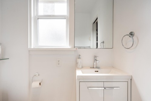 1617 36Th Avenue E, Vancouver, BC 