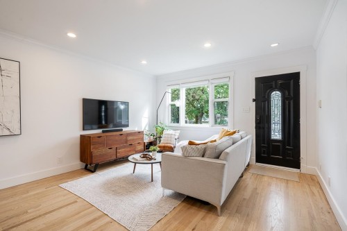 1617 36Th Avenue E, Vancouver, BC 