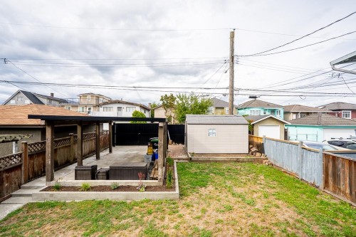 1617 36Th Avenue E, Vancouver, BC 