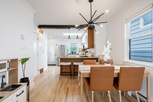 1617 36Th Avenue E, Vancouver, BC 