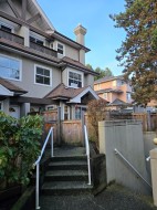 14-7175 17th Avenue Burnaby, BC V3N 1K8
