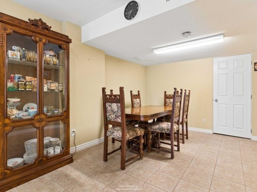255 Carleton Avenue, Burnaby, BC 