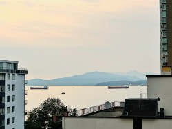 1002-1251 Cardero Street  Vancouver, BC V6G 2H9