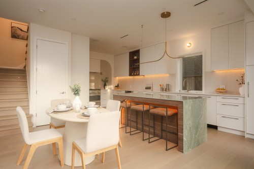 1-812 26Th Avenue E, Vancouver, BC 