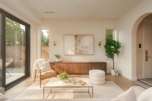 1-812 26Th Avenue E, Vancouver, BC 