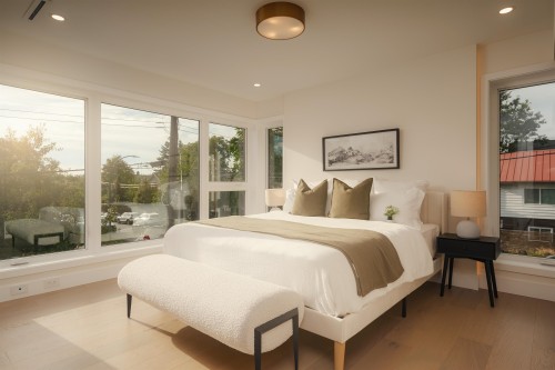 1-812 26Th Avenue E, Vancouver, BC 