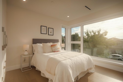 1-812 26Th Avenue E, Vancouver, BC 