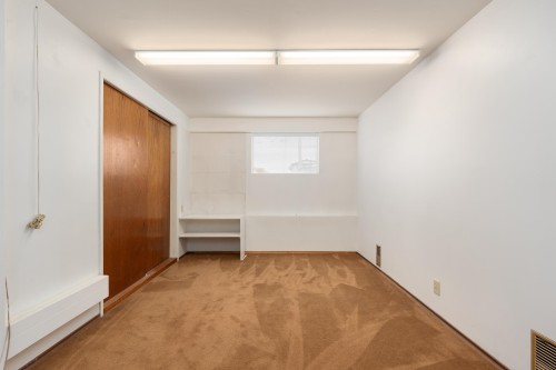 4561 Manor Street, Vancouver, BC 