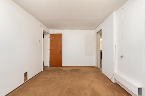 4561 Manor Street, Vancouver, BC 
