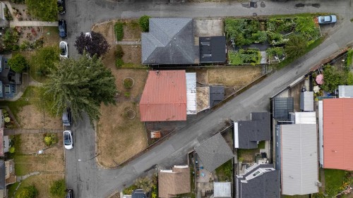 4561 Manor Street, Vancouver, BC 