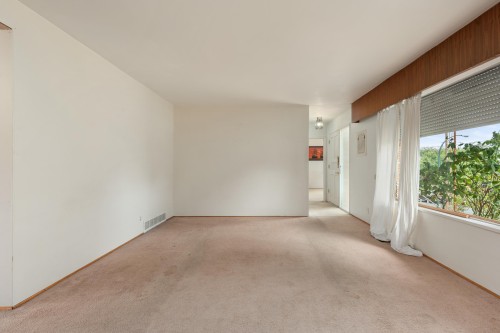 4561 Manor Street, Vancouver, BC 