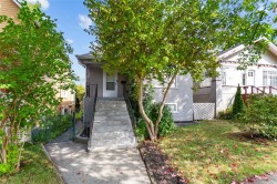 2461 Dundas Street  Vancouver, BC V5K 1P5