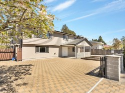 6500 Azure Road  Richmond, BC V7C 2R9