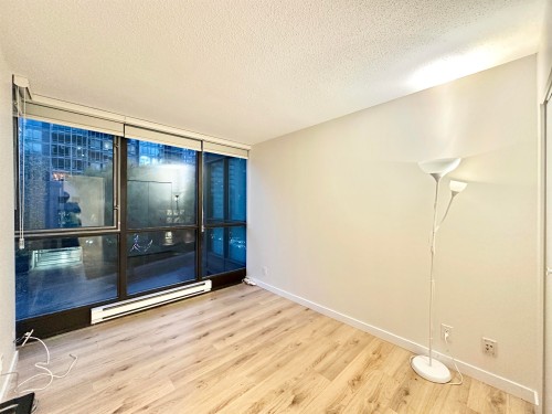 302-1331 Alberni Street , Vancouver, BC V6E 4S1 2