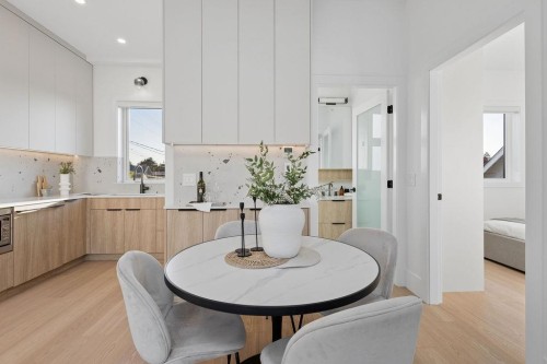 2754 Graveley Street, Vancouver, BC 