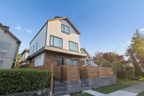 2754 Graveley Street, Vancouver, BC 