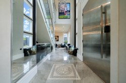 6069 Patrick Street Burnaby, BC V5J 3B8