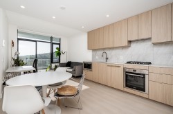 1603-626 Claremont Street  Coquitlam, BC V3J 0T1