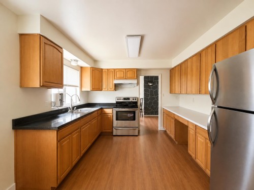 796 42nd Avenue W, Vancouver, BC V5Z 2N9 5