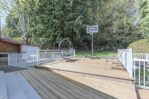 1352 16Th Street E, North Vancouver, BC 