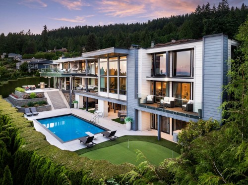 1130 Eyremount Drive  West Vancouver, BC V7S 2C5