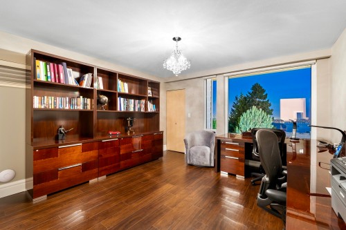 1130 Eyremount Drive, West Vancouver, BC 