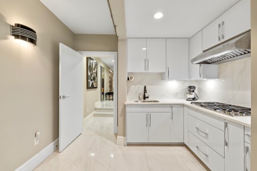 1130 Eyremount Drive, West Vancouver, BC 