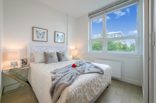 6739 Cambie Street, Vancouver, BC 
