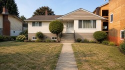 6325 Napier Street Burnaby, BC V5B 2B9