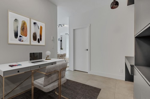 2402-1239 Georgia Street W, Vancouver, BC V6E 4R8 4