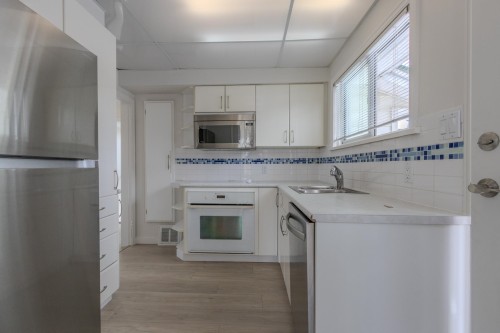 844 Burnaby Street , New Westminster, BC V3L 4V9 2