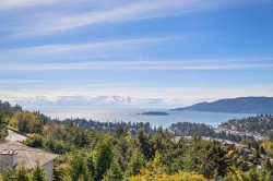4791 Westwood Place  West Vancouver, BC V7S 3C1