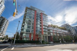 906-38 1st Avenue W Vancouver, BC V5Y 0K3