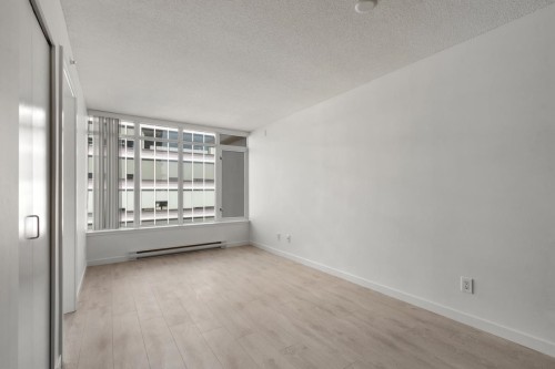 2606-610 Granville Street , Vancouver, BC V6C 3T3 5