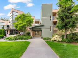 206-22277 122 Avenue Maple Ridge, BC V2X 3X8