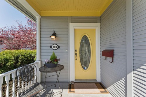 408 2Nd Street E, North Vancouver, BC 