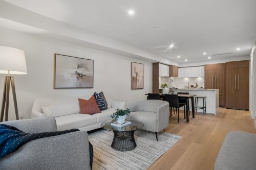 104-378 45th Avenue W Vancouver, BC V5Y 0P6