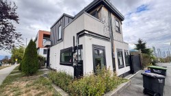 Laneway House-3202 5th Avenue EVancouver, BC V5M 1P3